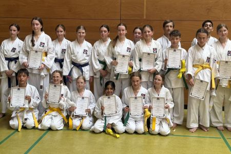 Erfolgreiche Taekwondo-Prüfung